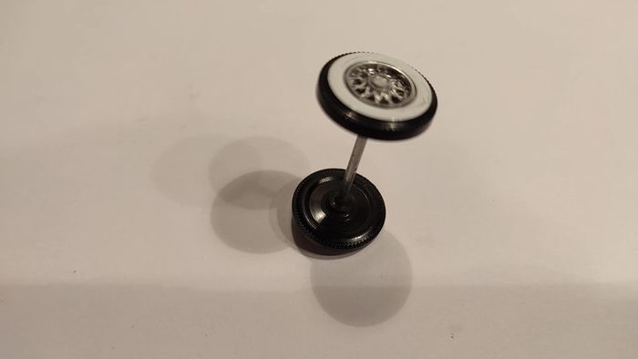 Pièces détachées Duesenberg J 1/43 1/43e 1/43ème Solido - photo numéro 2