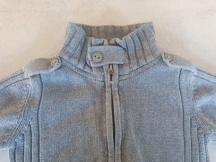 Gilet gris - photo numéro 2