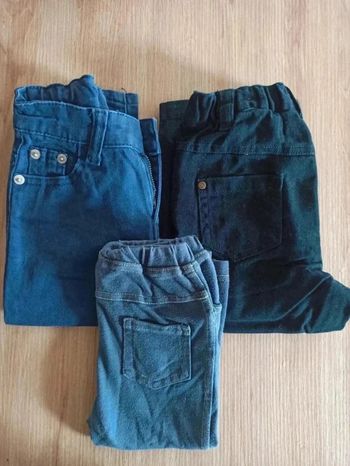 Lot 3 jeans 18 mois