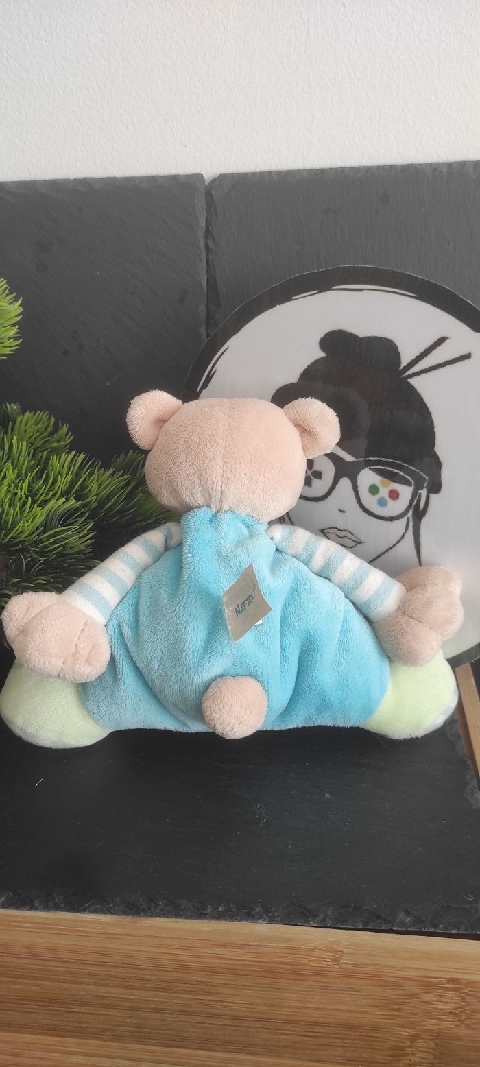 peluche doudou semi plat nattou bleu vert ours tâches rose jaune marron rayé - photo numéro 2