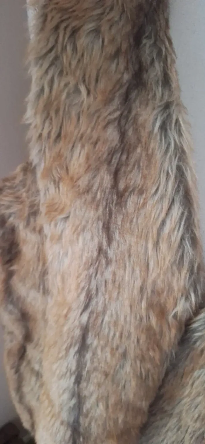 Gilet fausse fourrure 42/44 #F42XL-047 - photo numéro 2