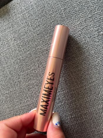 Mascara noir effet faux cil Adopt’