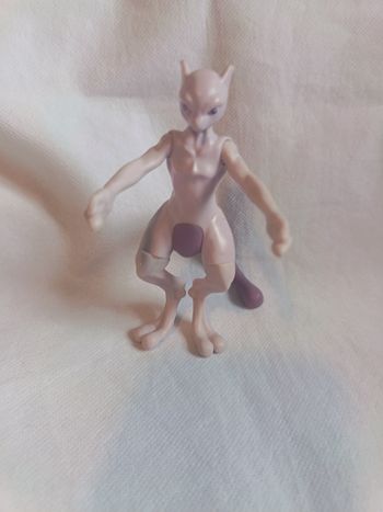 Figurines Pokémon Mewtwo