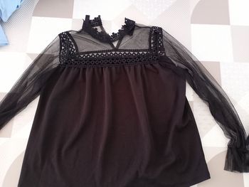 Haut avec manche transparent 