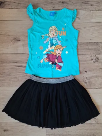 Jupe et tea shirt 4 ans