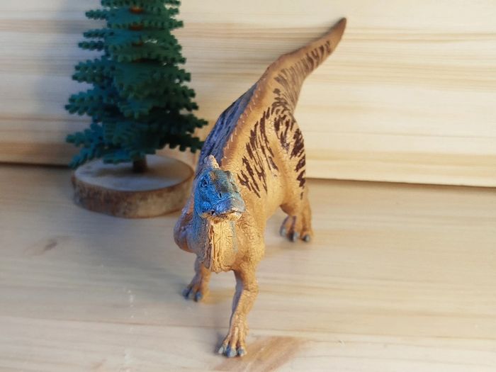 Schleich Edmontosaure Figurine dinosaure beige et bleu