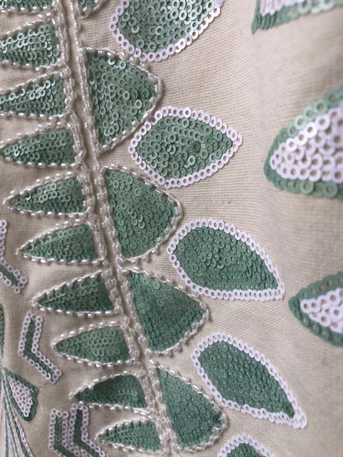 Robe près de corps molly bracken avec des perles - photo numéro 4