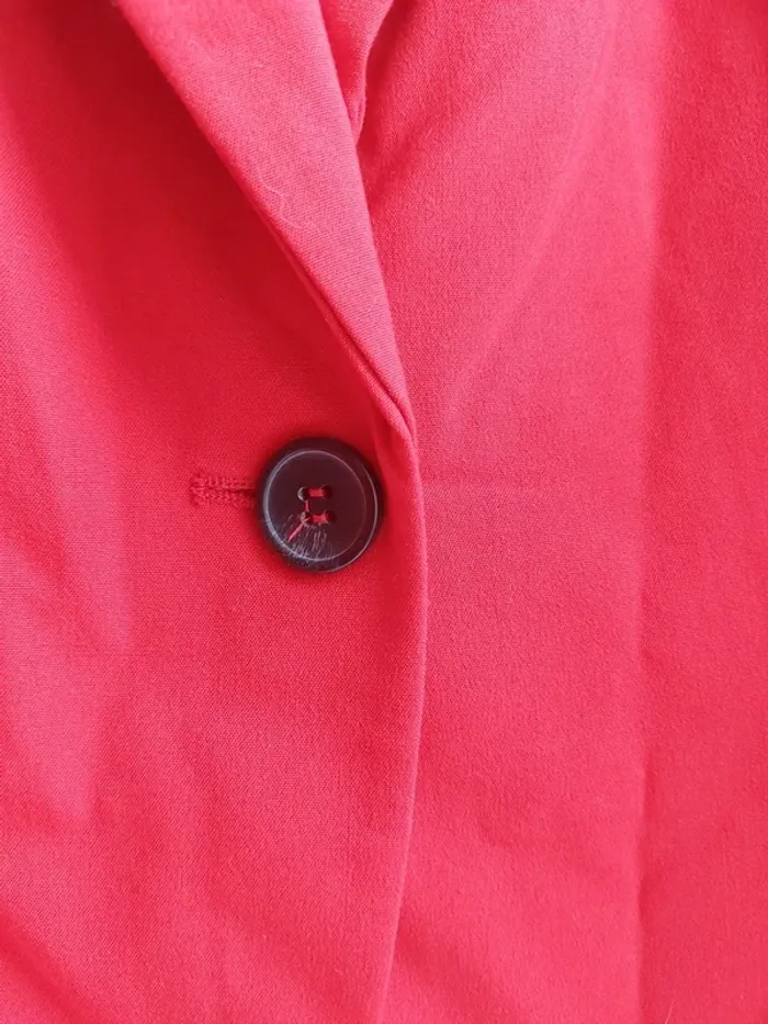 Blazer Zara – 38 – Rouge – État : Excellent - photo numéro 2