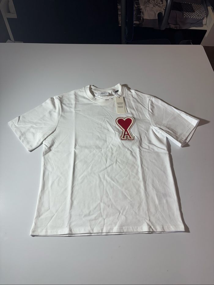 T-shirt Ami neuf avec étiquette - photo numéro 2