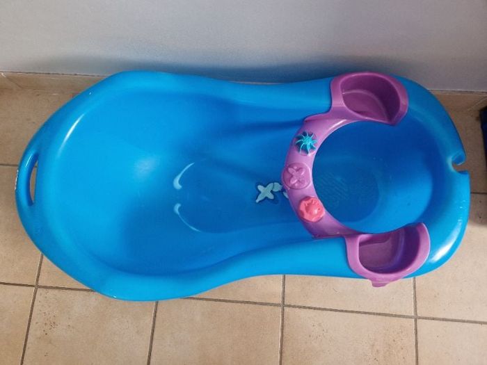 Baignoire avec anneau de maintien