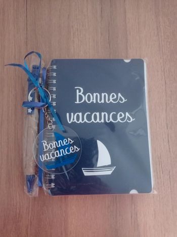 Ensemble Bonnes vacances bleu carnet/stylo/porte-clé