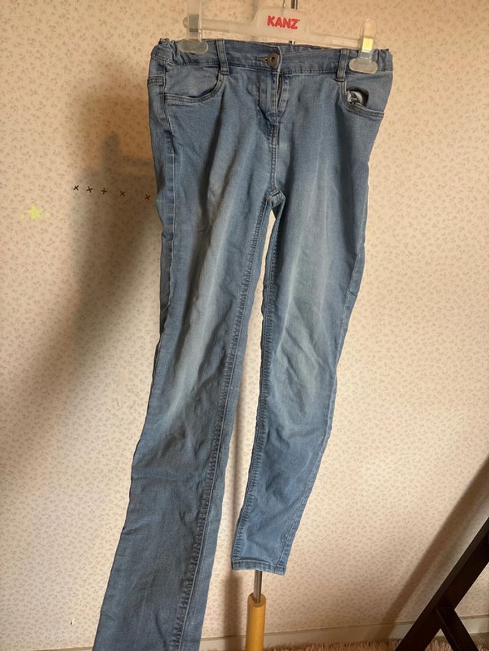Jeans taille 14ans marque gemo