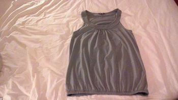 Haut  gris clair  a paillette T38/40