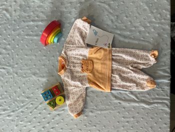 pyjama 2 pièces en velours abricot et blanc à motifs 6 mois petit pirate