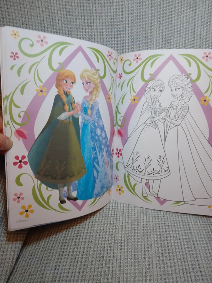 Coloriage Disney Frozen/ La Reine des Neiges - photo numéro 3