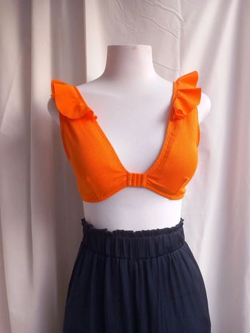 Croc tops petits manches en froufrou