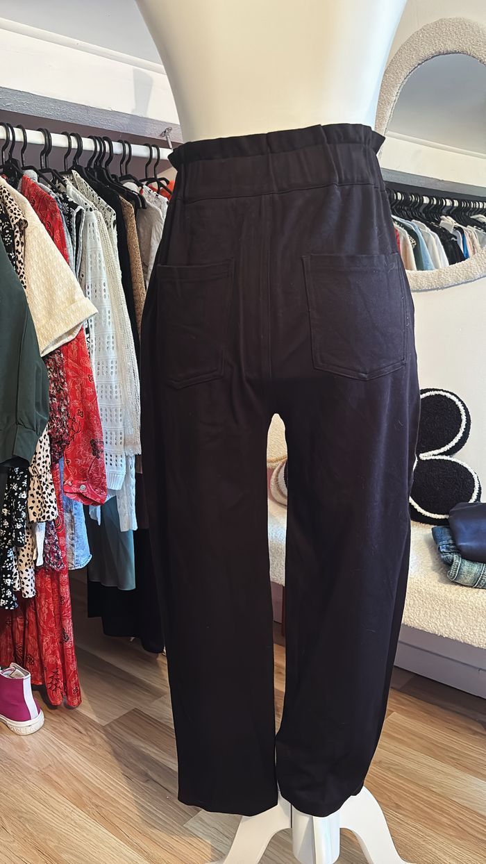 Pantalon droit noir taille haute Zara T34 - photo numéro 2