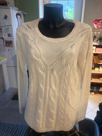 Pull blanc