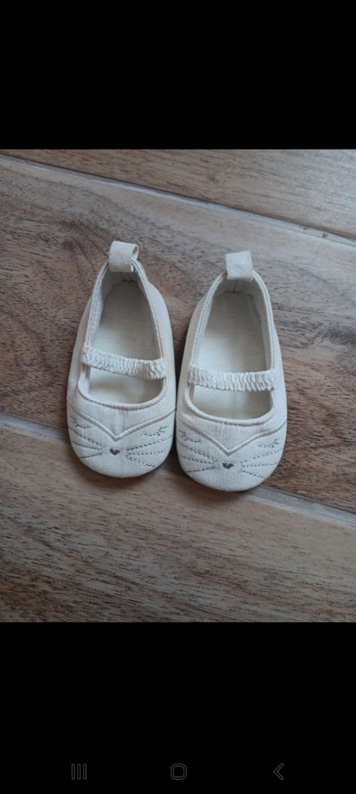 Lot chaussures bébé fille - photo numéro 3