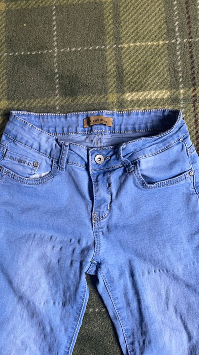 Lot 1 pantalon court et un 7/8 taille 38 - photo numéro 4