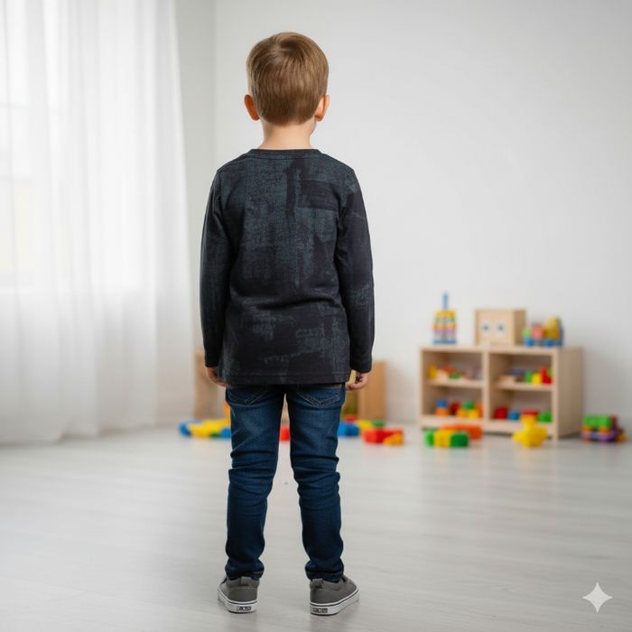 Tee-shirt manches longues noir et motifs texturé - photo numéro 2