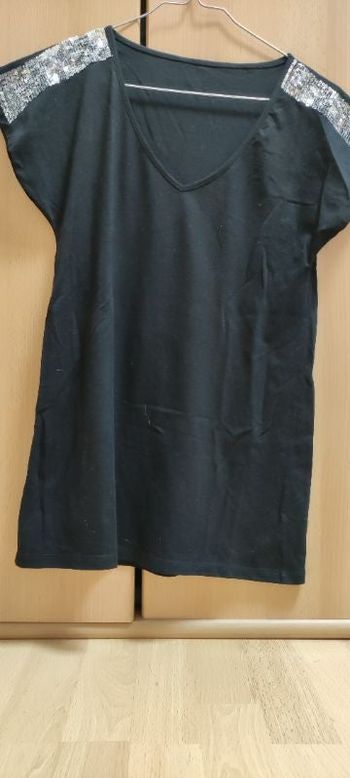 Tee-shirt noir strass