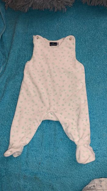 Pyjama sans manches 1 mois fille ou mixte