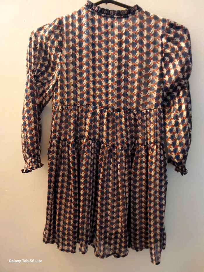 Robe Zara fille 7 ans - photo numéro 2