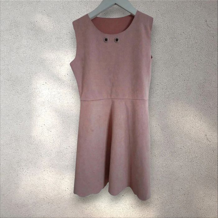 Robe en suédine rose sans manche Made in Italy 10 ans