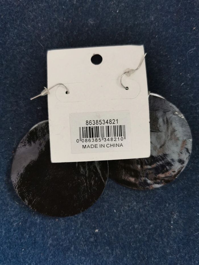 Boucles fantaisie rondes - photo numéro 2