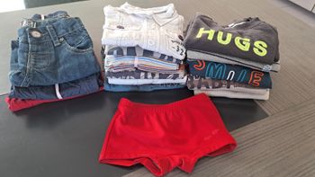 Lot de vetements 6 mois (18 articles)