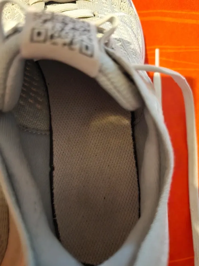 Chaussure de sport - photo numéro 13