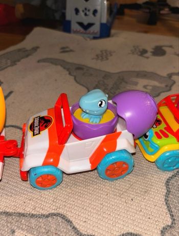 Lot de jouets dinosaures - voitures - Jurassic Park