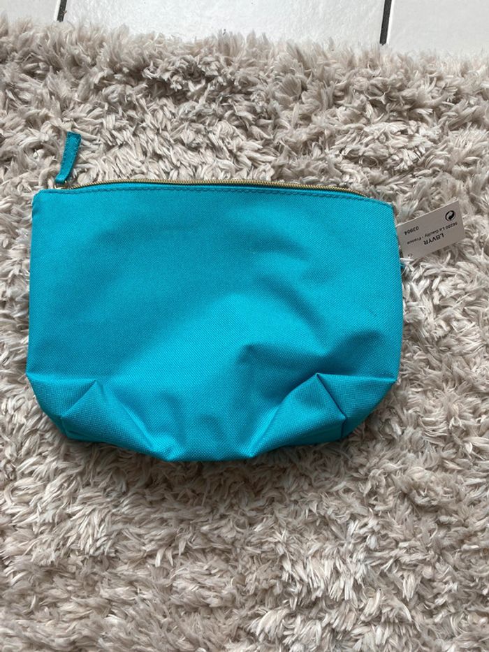 Trousse de toilette - photo numéro 2