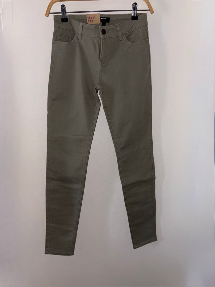 Jean femme Kiabi taille 36 couleur Kaki neuf avec étiquette. - photo numéro 6