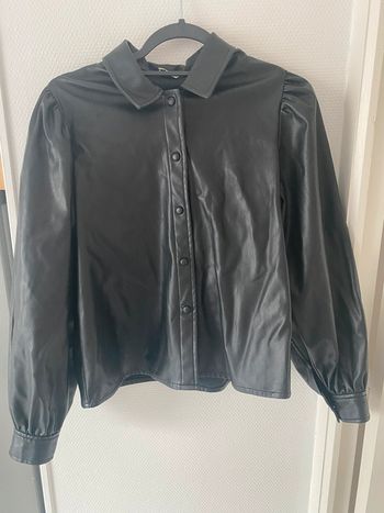 Chemise simili cuir