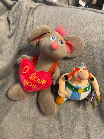 Peluches