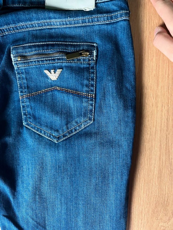 Jean bleu Armani coupe Slim taille w29 - photo numéro 5