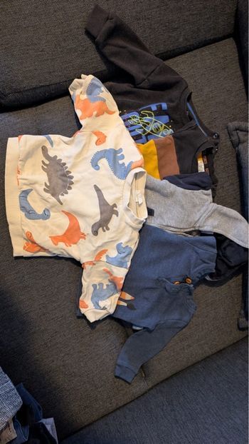 Lot vêtement mi saisons printemps-été garçons