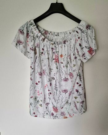 Top fleuri Cache Cache – Encolure bardot / Épaules dénudées