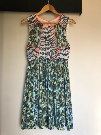 Robe soie et polyester dos ouvert - Suncoo 38