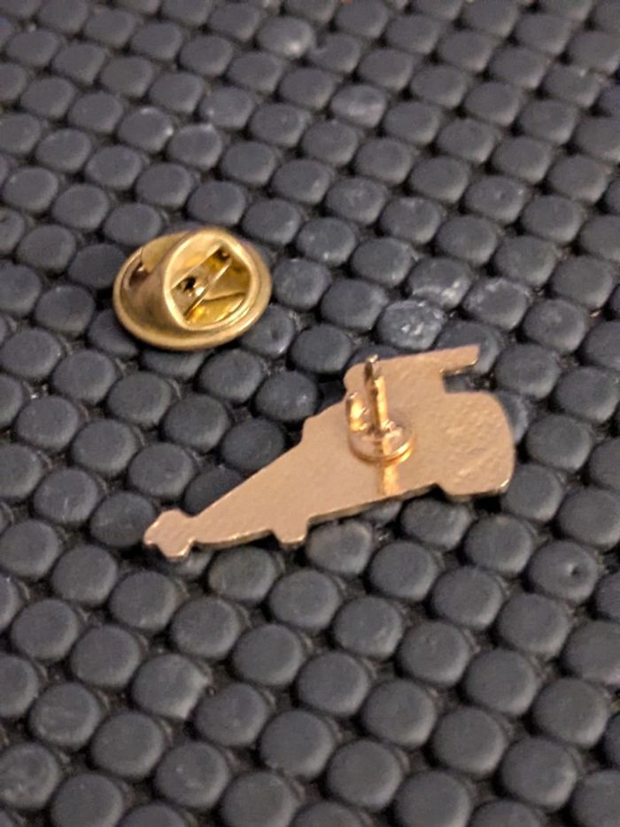 Pin's Dragster Orange 1991 - photo numéro 2