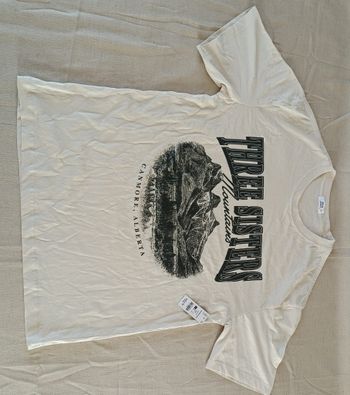 T-shirt Three Sisters Mountains – Taille S – Neuf avec étiquette