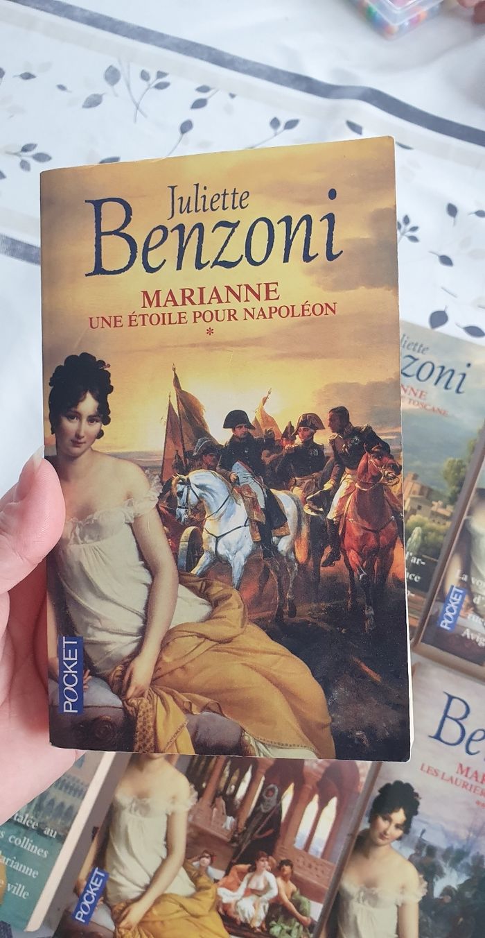 Juliette Benzoni - Marianne tome 1 à 6 - photo numéro 2