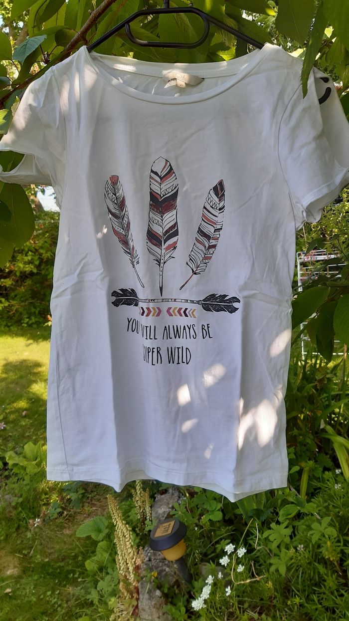 Lot 2 t shirts - photo numéro 2