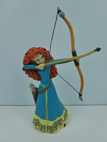 Figurine Merida dans Rebelle de Walt Disney et Pixar