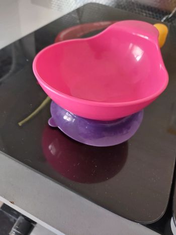 Bol bébé avec ventouse amovible