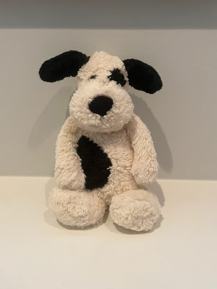 Chien Jellycat en peluche