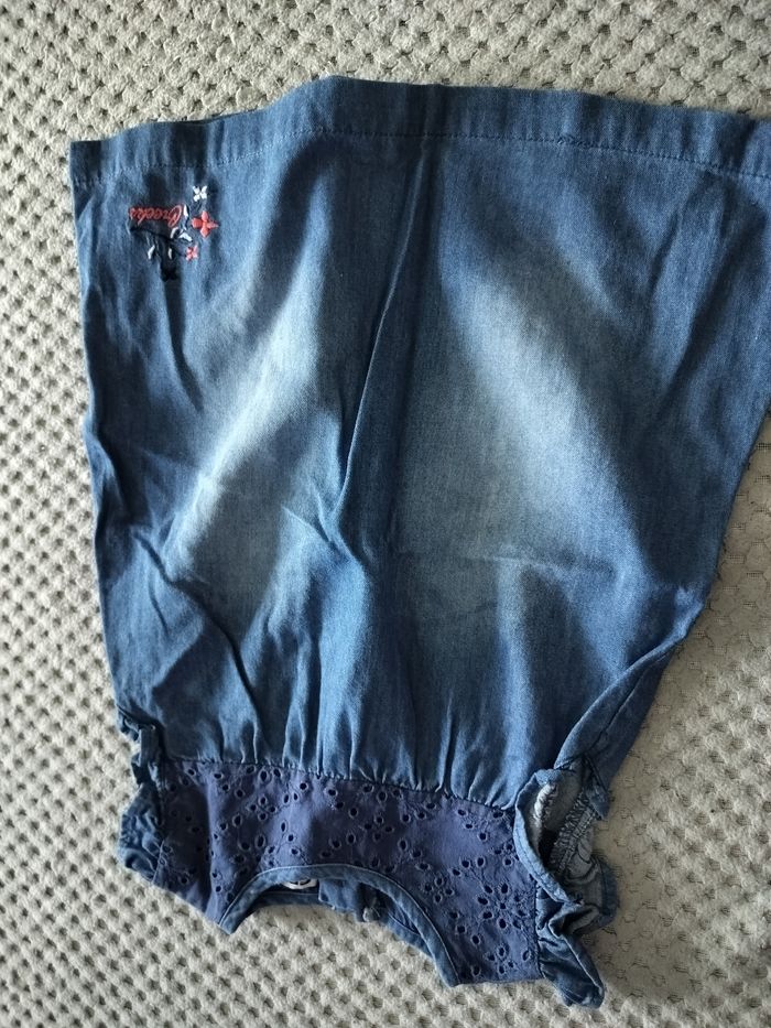 Lot de 4 robes en 6 mois très bon état - photo numéro 8