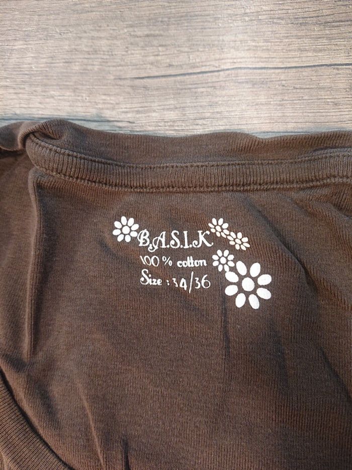 Tshirt marron - photo numéro 2